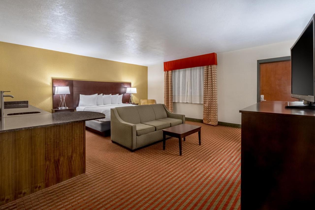 Grand Williston Hotel And Conference Center المظهر الخارجي الصورة